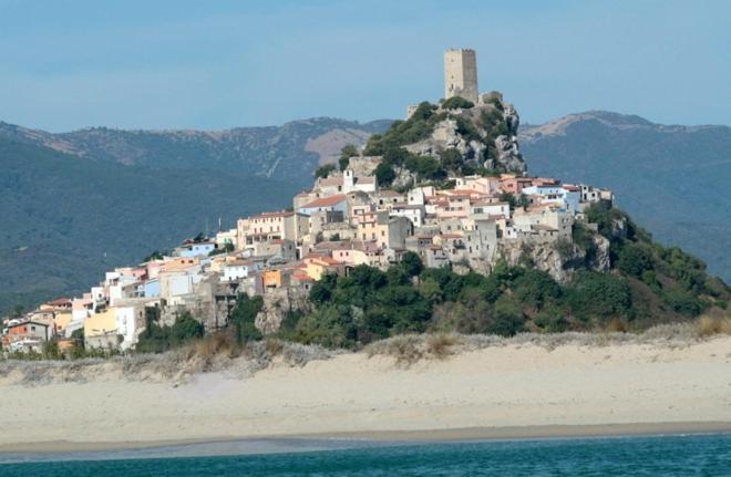 Sardegna Appartamento Posada Buitenkant foto